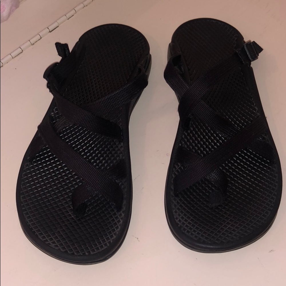 Women’s Chacos size 7
